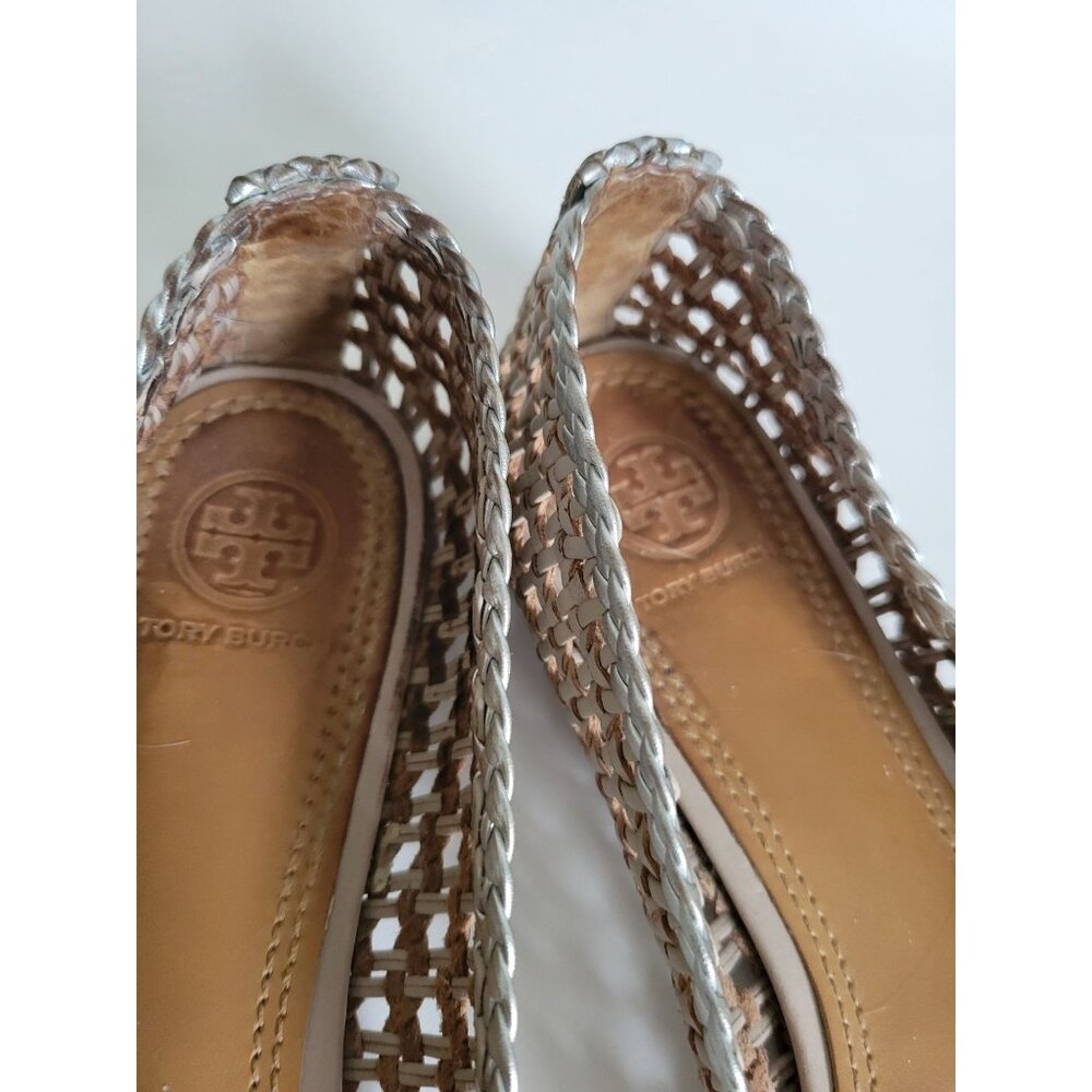 Tory Burch Logo Reva Scrunch Ballet Flat Woven Leather Beige Silver Slip On size - Picture 2 of 6